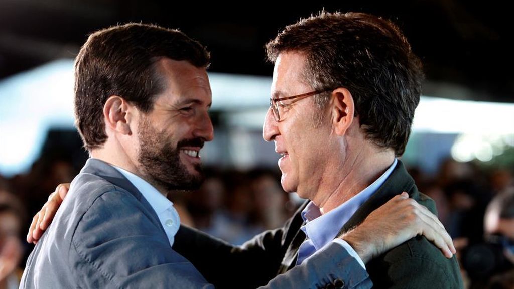 Feijóo endurece sus críticas a Casado y Génova responde que es el momento de una "nueva generación" de líderes Feijóo endurece sus críticas a Casado y Génova responde que es el momento de una "nueva generación" de líderes