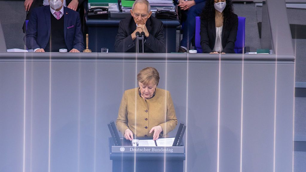 El nuevo líder de la CDU desafía a Merkel retomando su discurso “relajador” contra el coronavirus El nuevo líder de la CDU desafía a Merkel retomando su discurso “relajador” contra el coronavirus