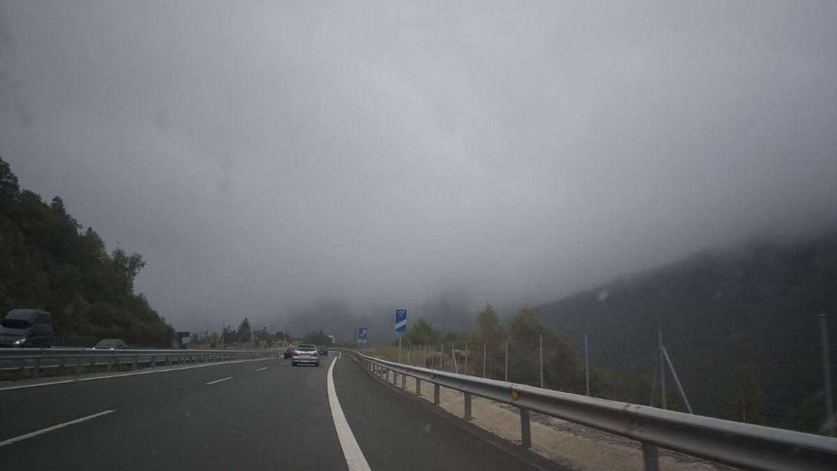 La niebla envuelve España: por qué se ha formado y a qué zonas está afectando más