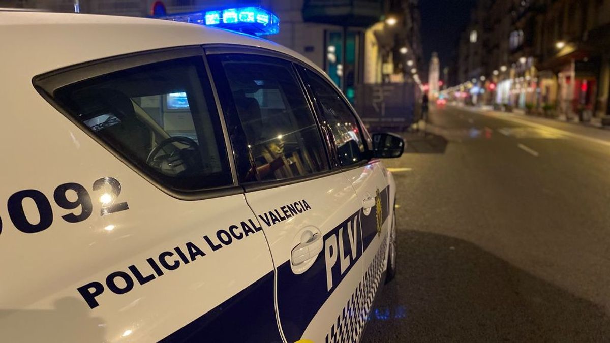 Una comunidad de vecinos protege a una mujer y sus hijas de las amenazas de muerte de su hermano Una comunidad de vecinos protege a una mujer y sus hijas de las amenazas de muerte de su hermano
