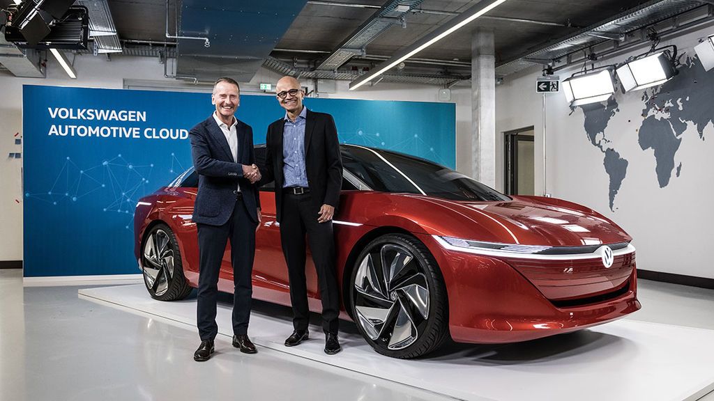 HERBERT DIESS (CEO VW) Y SATYA NADELLA (CEO MICROSOFT)