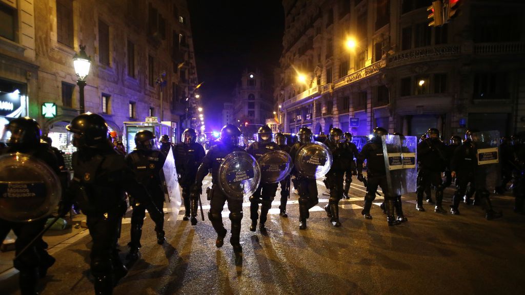 Quinta noche de disturbios en Barcelona