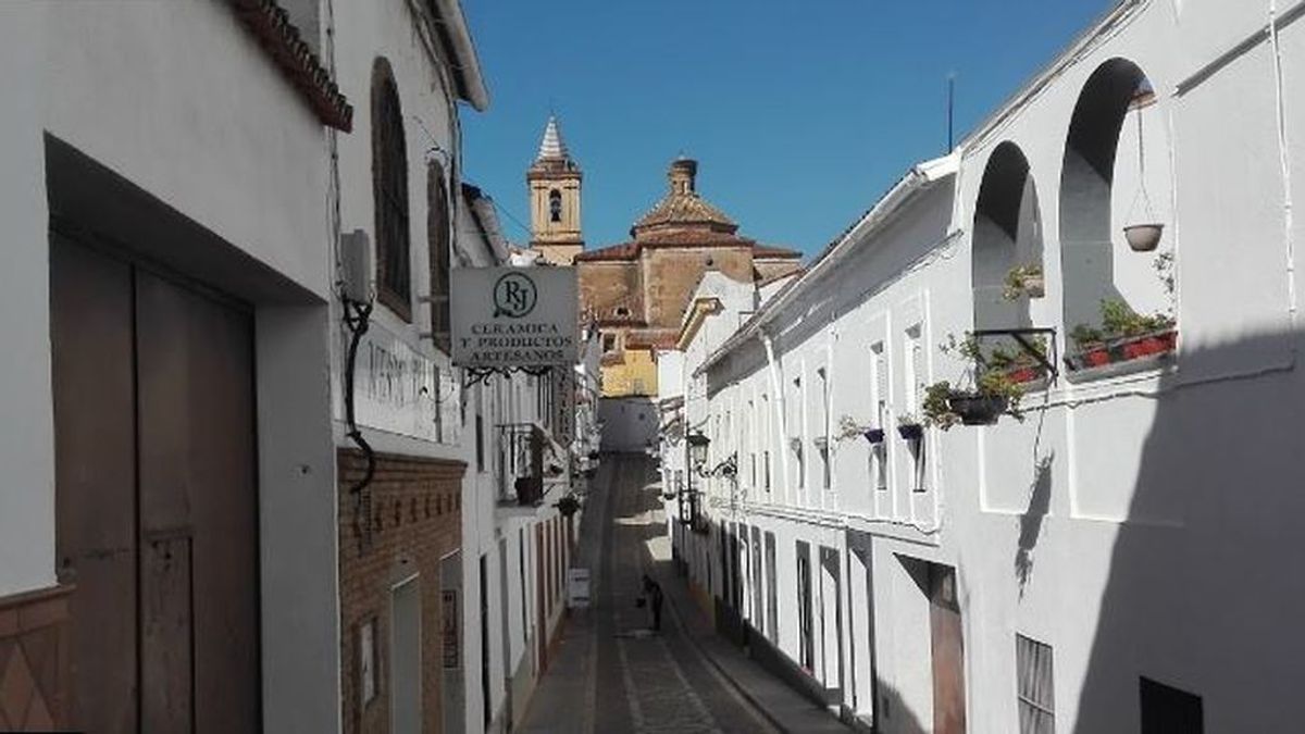 Dimite el concejal de Salud de un municipio de Huelva por participar en un botellón en Carnaval Dimite el concejal de Salud de un municipio de Huelva por participar en un botellón en Carnaval