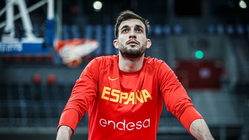 Calientan los jugadores de España