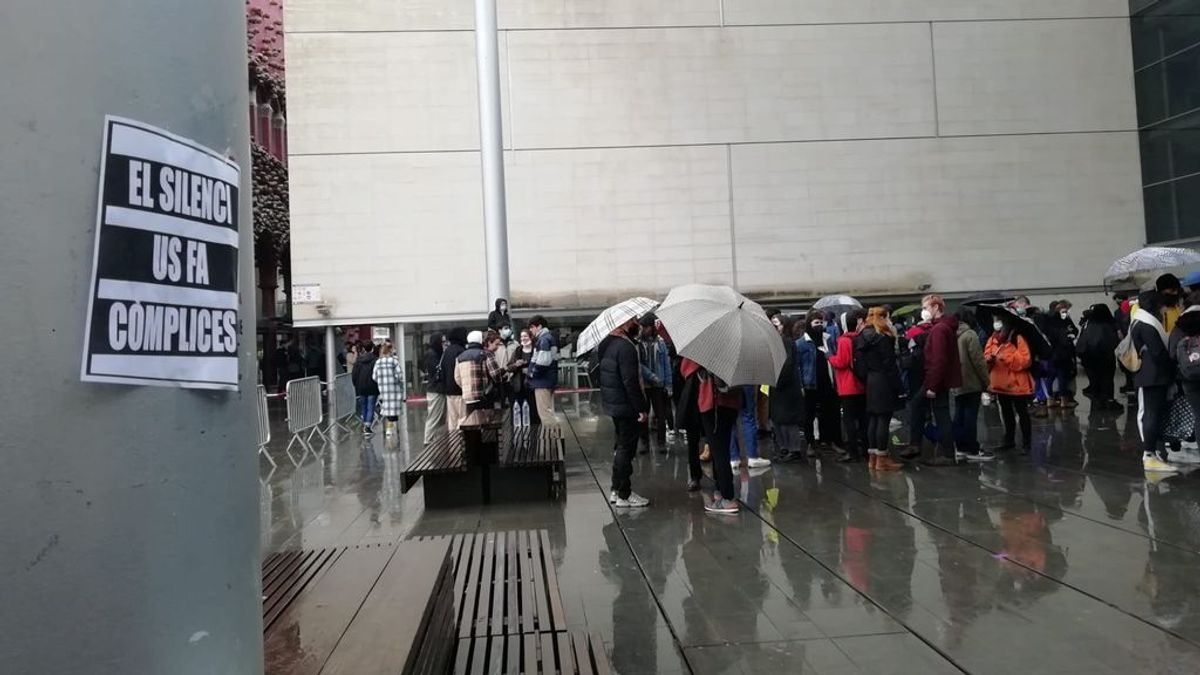 Alumnos del Institut del Teatre unidos contra los supuestos abusos de poder: "He vivido tocamientos en el aula" Alumnos del Institut del Teatre unidos contra los supuestos abusos de poder: "He vivido tocamientos en el aula"