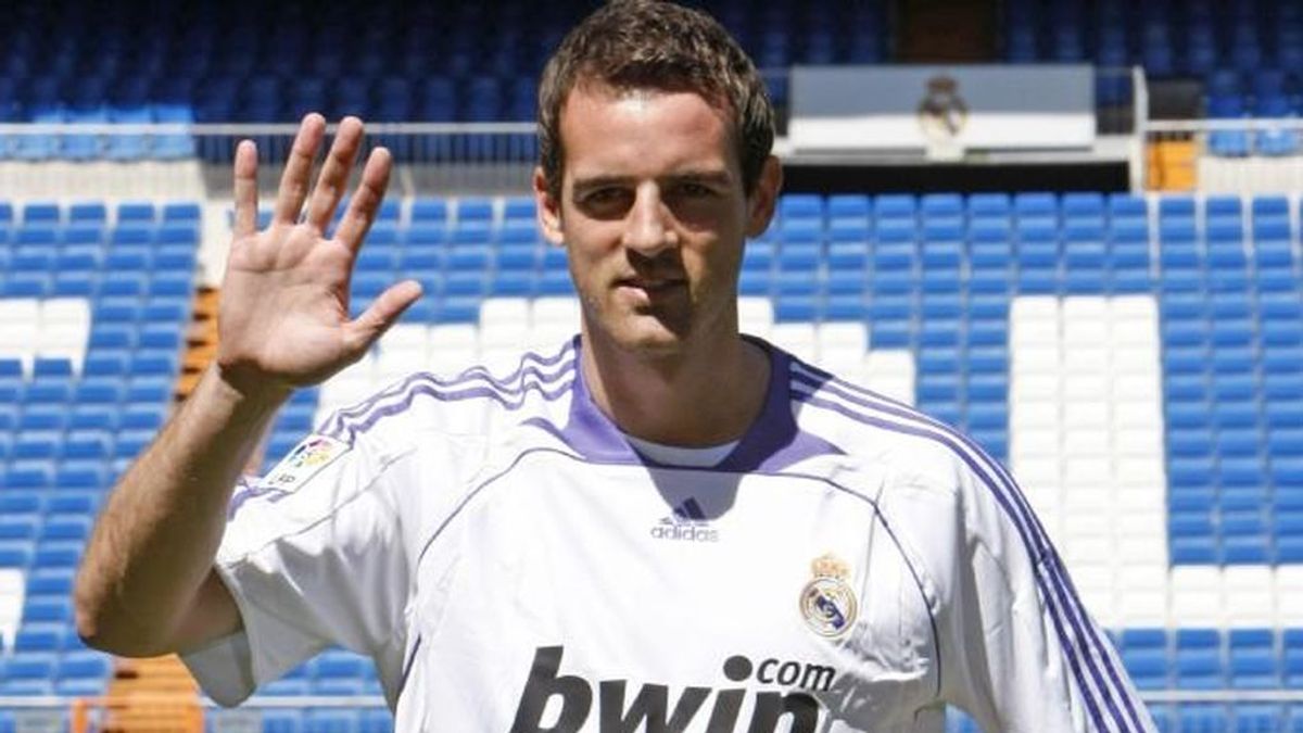 Metzelder, ex del Real Madrid, será juzgado por distribuir pornografía infantil en abril Metzelder, ex del Real Madrid, será juzgado por distribuir pornografía infantil en abril