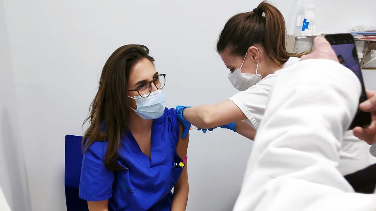 El 100% del personal del Hospital General de Valencia desarrolla anticuerpos tras recibir las dos dosis de la vacuna El 100% del personal del Hospital General de Valencia desarrolla anticuerpos tras recibir las dos dosis de la vacuna