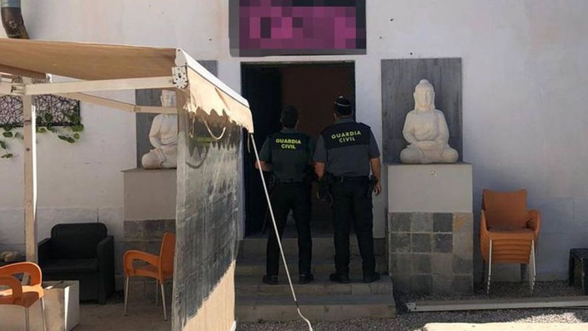 Investigan presuntos abusos sexuales a una joven en una fiesta ilegal en un chalet de Madrid Investigan presuntos abusos sexuales a una joven en una fiesta ilegal en un chalet de Madrid