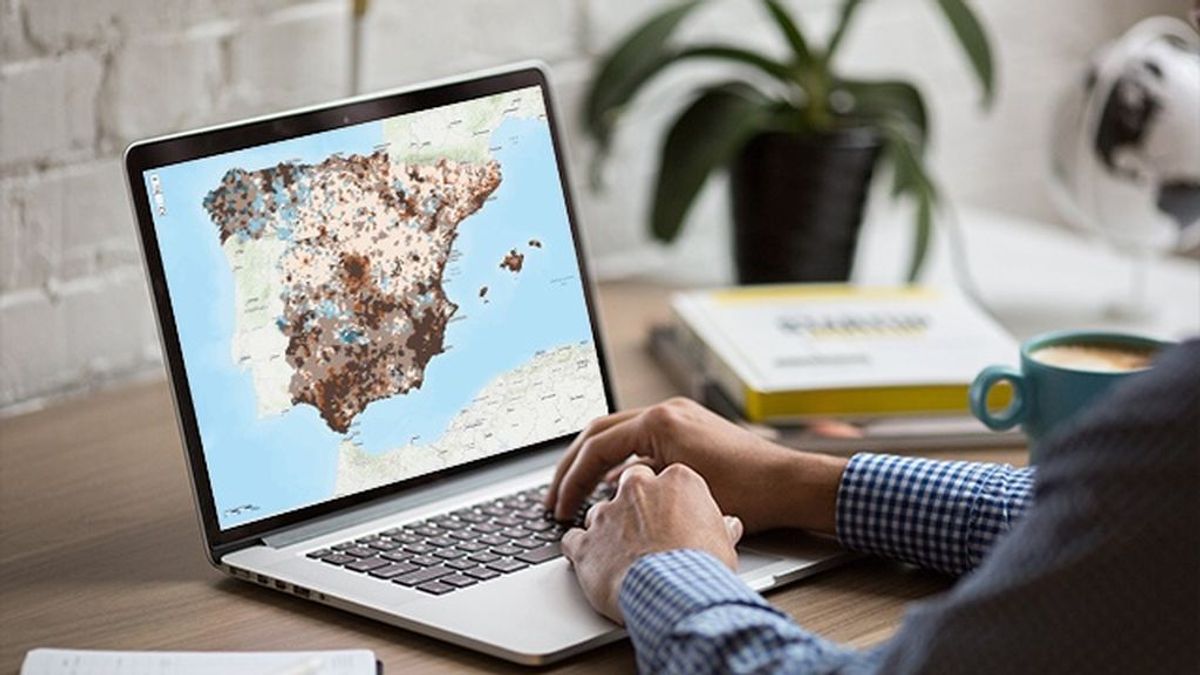 Investigadores de Málaga emplean la inteligencia artificial para predecir patrones de comportamiento de nuevos virus Investigadores de Málaga emplean la inteligencia artificial para predecir patrones de comportamiento de nuevos virus