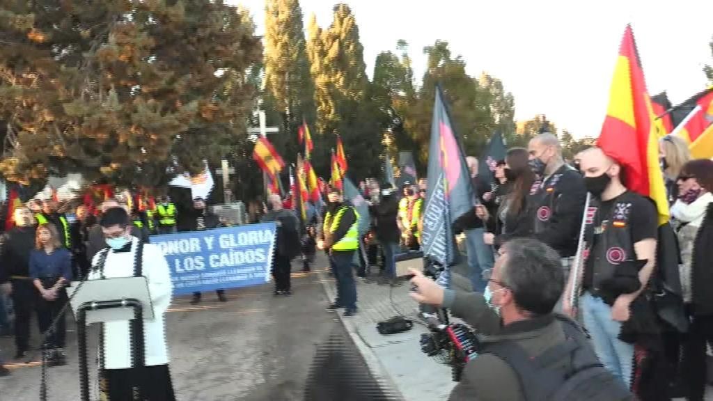 'Skullheads', un club de moteros nazi presente en el homenaje a la División Azul