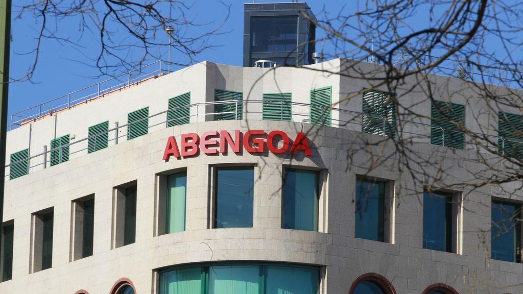 La quiebra de Abengoa abre otro frente entre Gobierno y PP: Montero señala a la banca y a la Junta de Andalucía La quiebra de Abengoa abre otro frente entre Gobierno y PP: Montero señala a la banca y a la Junta de Andalucía