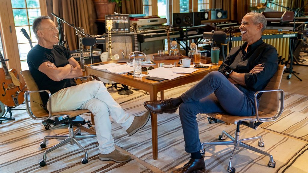 Barack Obama y Bruce Springsteen estrenan 'Renegades: Born in the USA', un podcast en Spotify sobre la vida Barack Obama y Bruce Springsteen estrenan 'Renegades: Born in the USA', un podcast en Spotify sobre la vida