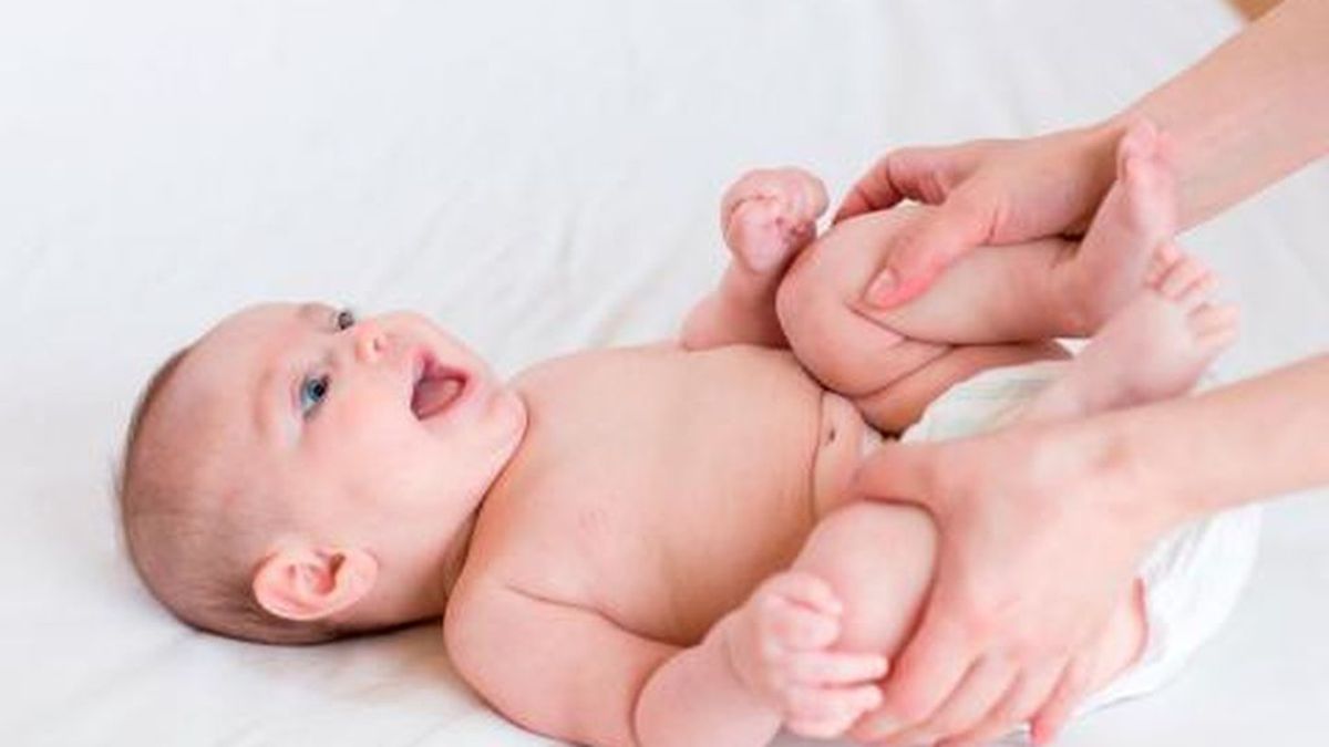 5 consejos para sacar fácilmente los gases a tu bebe: así podrás lograr que el pequeño esté cómodo y sin cólicos.