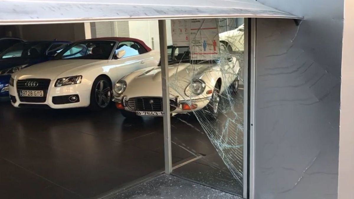 Roban tres coches de alta gama y los usan para cometer más alunizajes en Cerdanyola del Vallès, Barcelona Roban tres coches de alta gama y los usan para cometer más alunizajes en Cerdanyola del Vallès, Barcelona