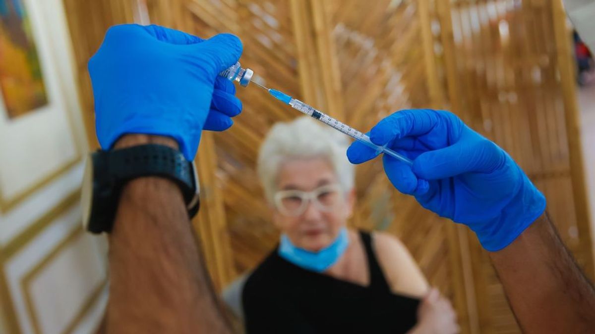 Indignación en Brasil por las vacunas de aire contra el coronavirus en ancianos