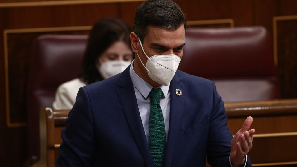Sánchez y Casado se replantean su relación ante la amenaza de avance de Vox Sánchez y Casado se replantean su relación ante la amenaza de avance de Vox