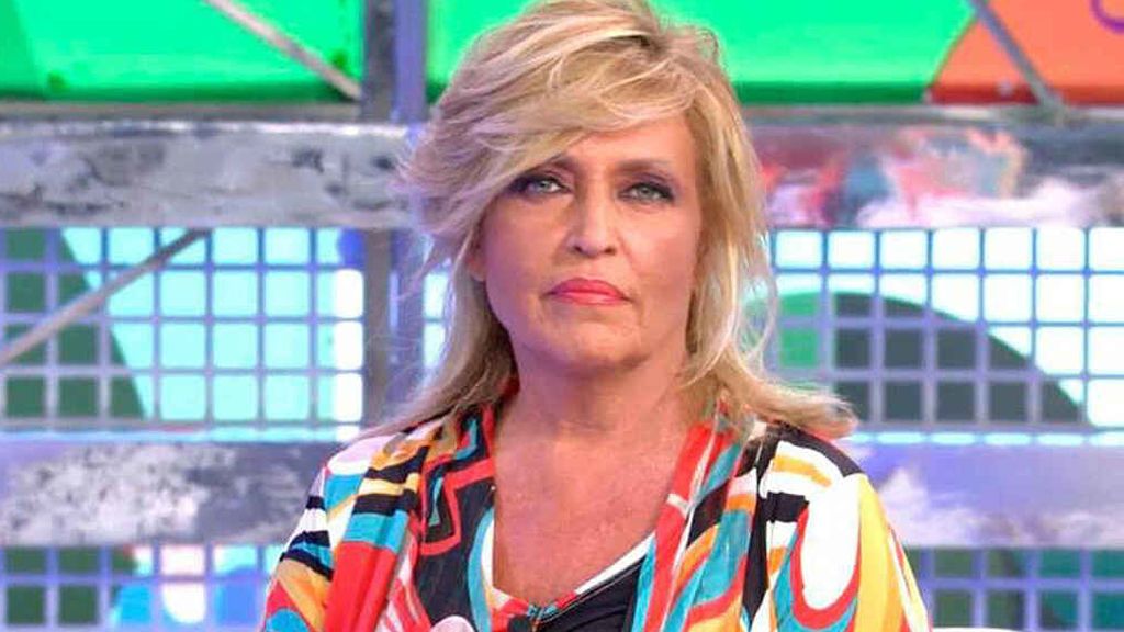 Primeras declaraciones de Lydia Lozano tras su operación: "Temía quedarme en silla de ruedas"