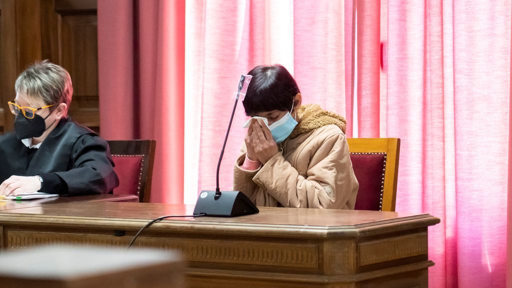 Condenan a 16 y 8 años de cárcel a los hermanos que asesinaron a su madre en Pozondón Condenan a 16 y 8 años de cárcel a los hermanos que asesinaron a su madre en Pozondón