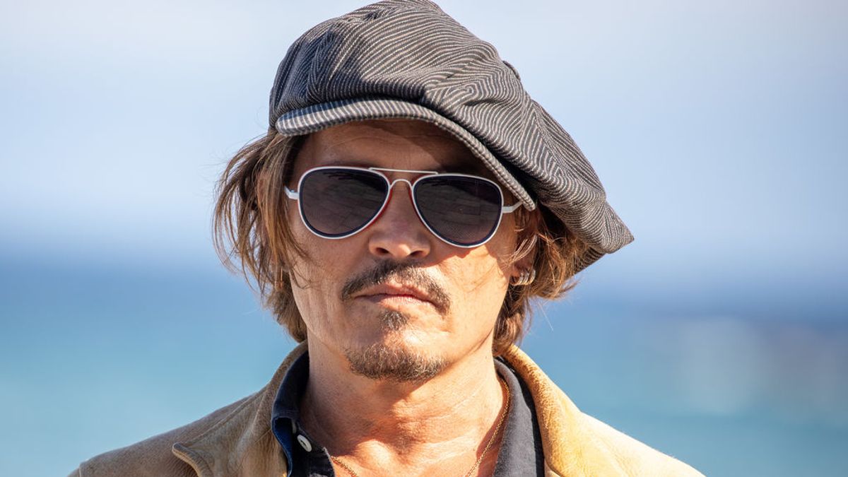 Johnny Depp vende su pueblo privado de la Provenza francesa por 45 millones de euros Johnny Depp vende su pueblo privado de la Provenza francesa por 45 millones de euros