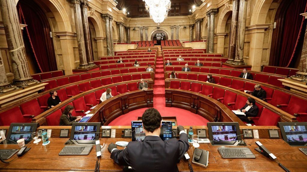 ERC negocia que la CUP presida el Parlament y el PSC quiere que lo haga Eva Granados ERC negocia que la CUP presida el Parlament y el PSC quiere que lo haga Eva Granados