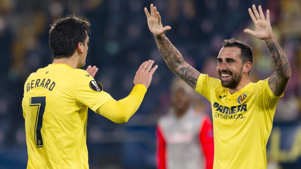 Gerard Moreno y Paco Alcácer celebra el triunfo del Villarreal.