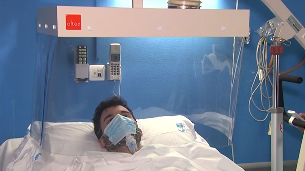 El Aerobox, tecnología española para que los pacientes de covid estén menos solos y más seguros