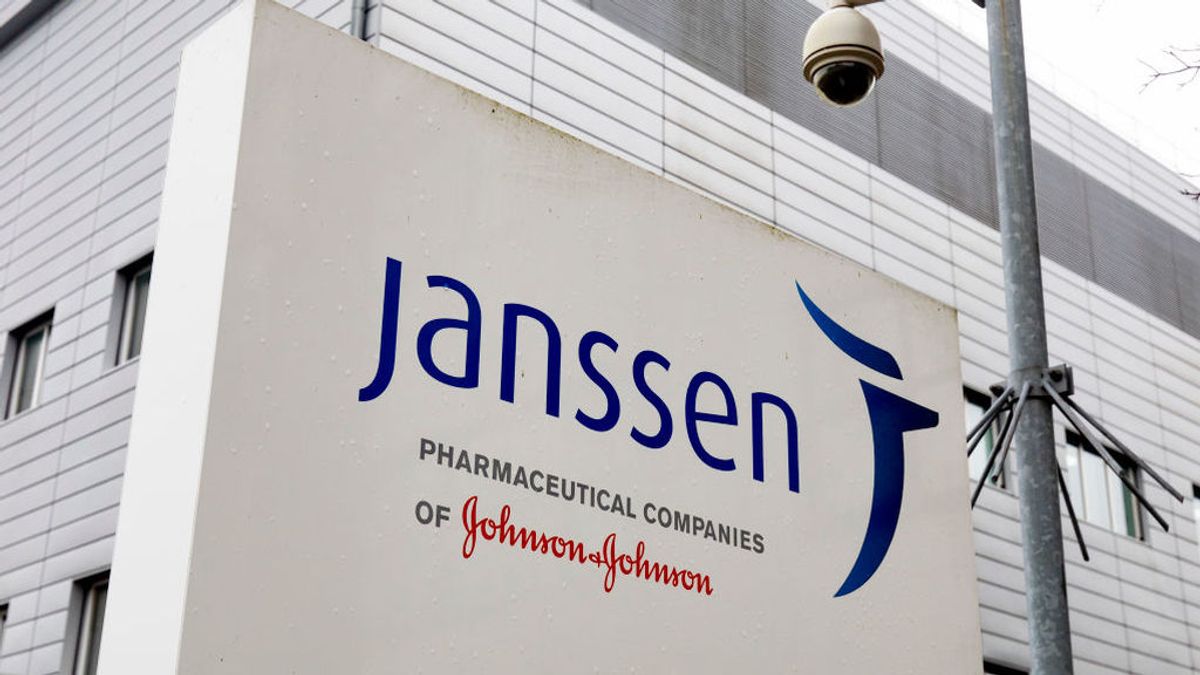 La FDA asegura que la vacuna de Janssen, de una sola dosis, es eficaz en todos los grupos demográficos La FDA asegura que la vacuna de Janssen, de una sola dosis, es eficaz en todos los grupos demográficos