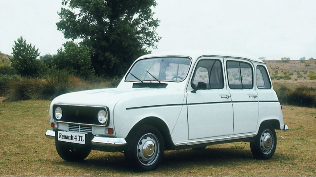 60 años del 'cuatrolatas': el 'indestructible' Renault que podía con todo 60 años del 'cuatrolatas': el 'indestructible' Renault que podía con todo