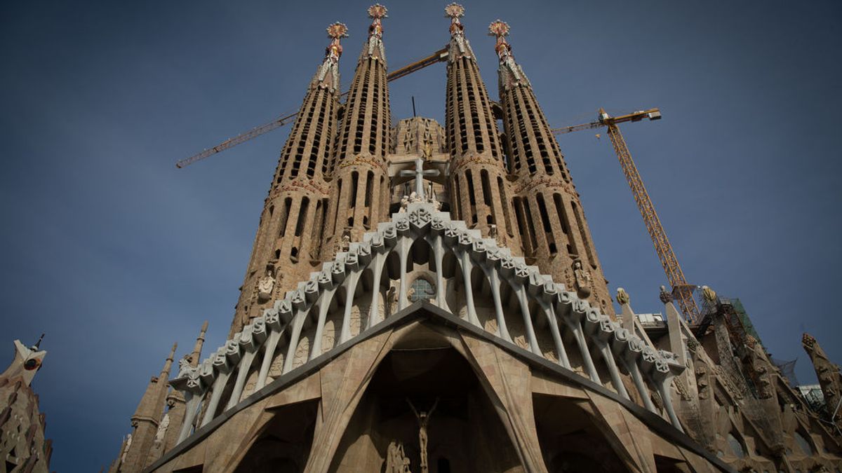 EuropaPress_3435758_sagrada_familia_barcelona_catalunya_espana_16_noviembre_2020_turismo (1) EuropaPress_3435758_sagrada_familia_barcelona_catalunya_espana_16_noviembre_2020_turismo (1)