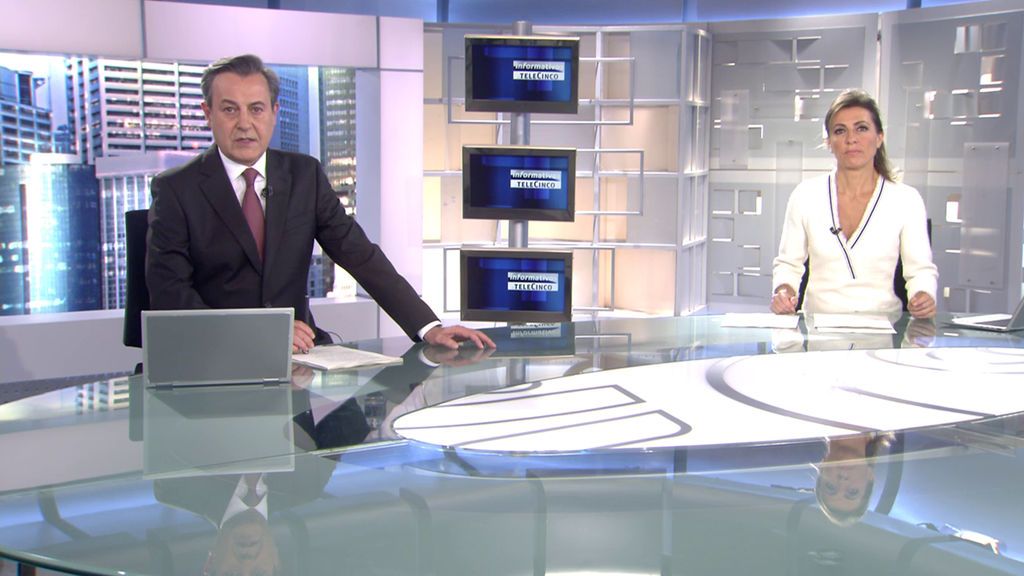 Con José Ribagorda y Ángeles Blanco Informativos Telecinco 2021 Mediodía 28/02/2021