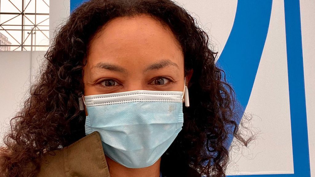 Una paciente americana con covid de larga duración da esperanzas: “He mejorado tras la primera dosis”