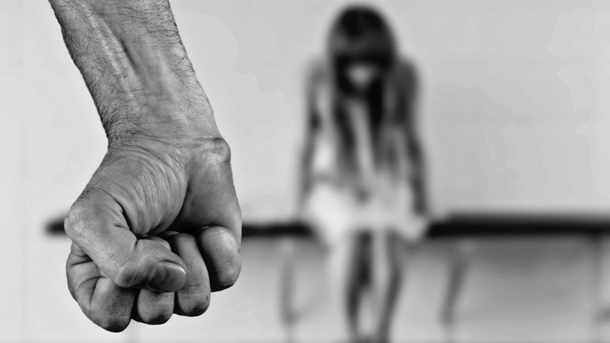 Piden 50 años de cárcel a un hombre por agredir sexualmente a la hija de su pareja desde que era menor