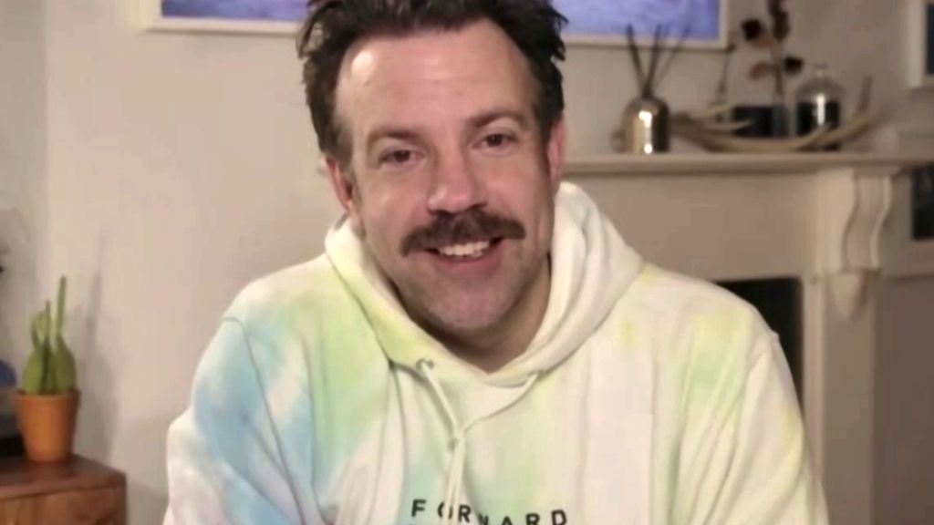 Jason Sudeikis en los Globos de Oro 2021