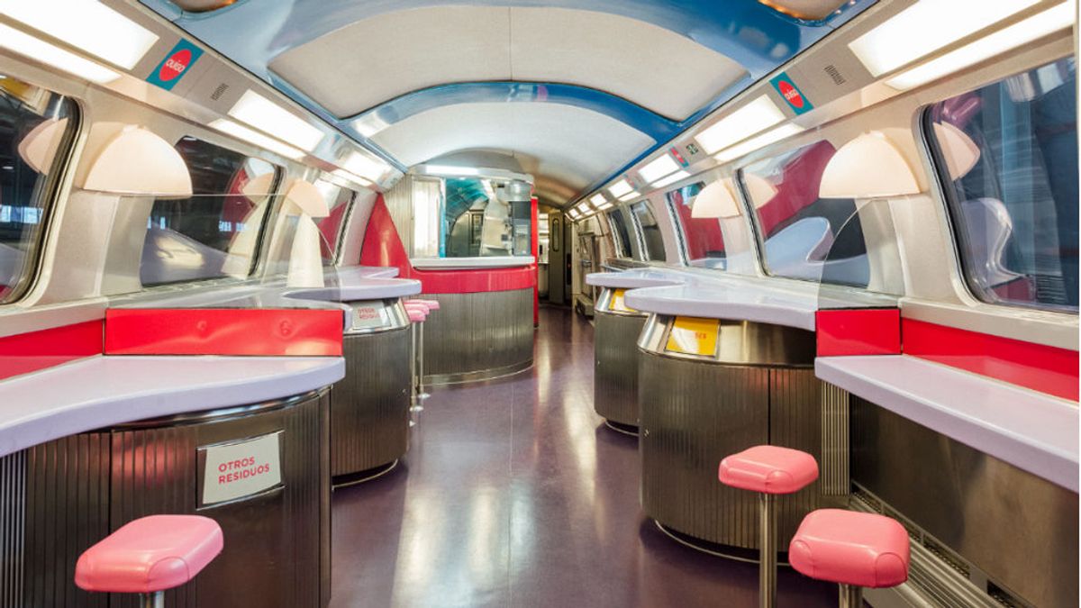 Cómo es el Ouigo, el primer tren privado de alta velocidad, 'low cost' y que competirá con el Ave de Renfe Cómo es el Ouigo, el primer tren privado de alta velocidad, 'low cost' y que competirá con el Ave de Renfe