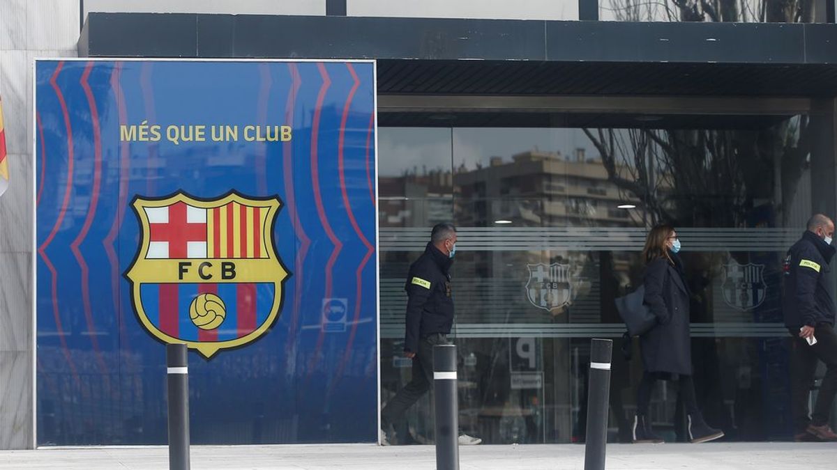 La Justicia investiga a Bartomeu y otros directivos por ocultar contratos del Barça con sociedades en el extranjero La Justicia investiga a Bartomeu y otros directivos por ocultar contratos del Barça con sociedades en el extranjero