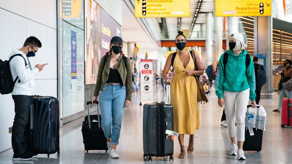 Crece la preocupación en Reino Unido porque la variante brasileña impida las vacaciones en el extranjero Crece la preocupación en Reino Unido porque la variante brasileña impida las vacaciones en el extranjero
