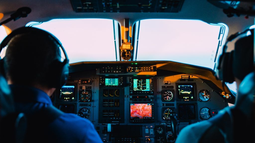 La cabina de un avión