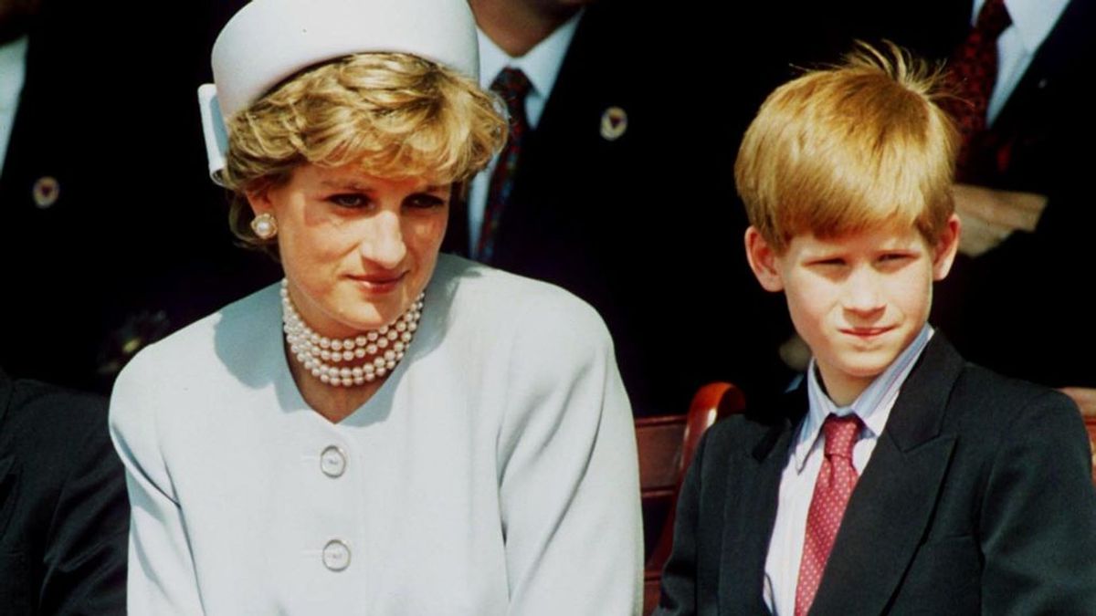 El príncipe Harry compara su separación de la familia real británica con la experiencia de Diana