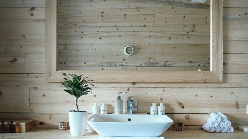 Ideas para decorar con estilo el baño de casa - Uppers