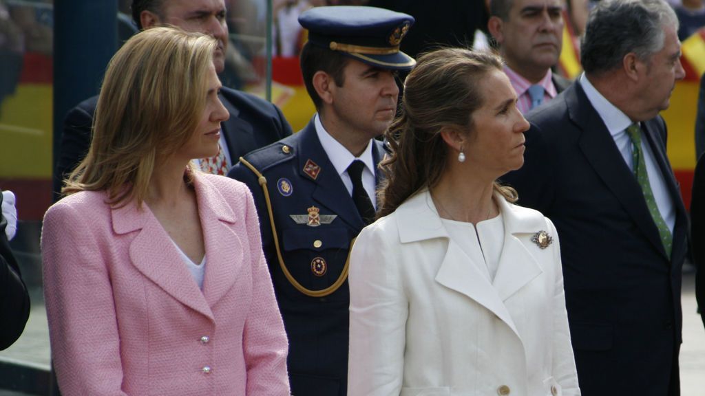 EuropaPress_426866_infantas_princesa_letizia_acto EuropaPress_426866_infantas_princesa_letizia_acto