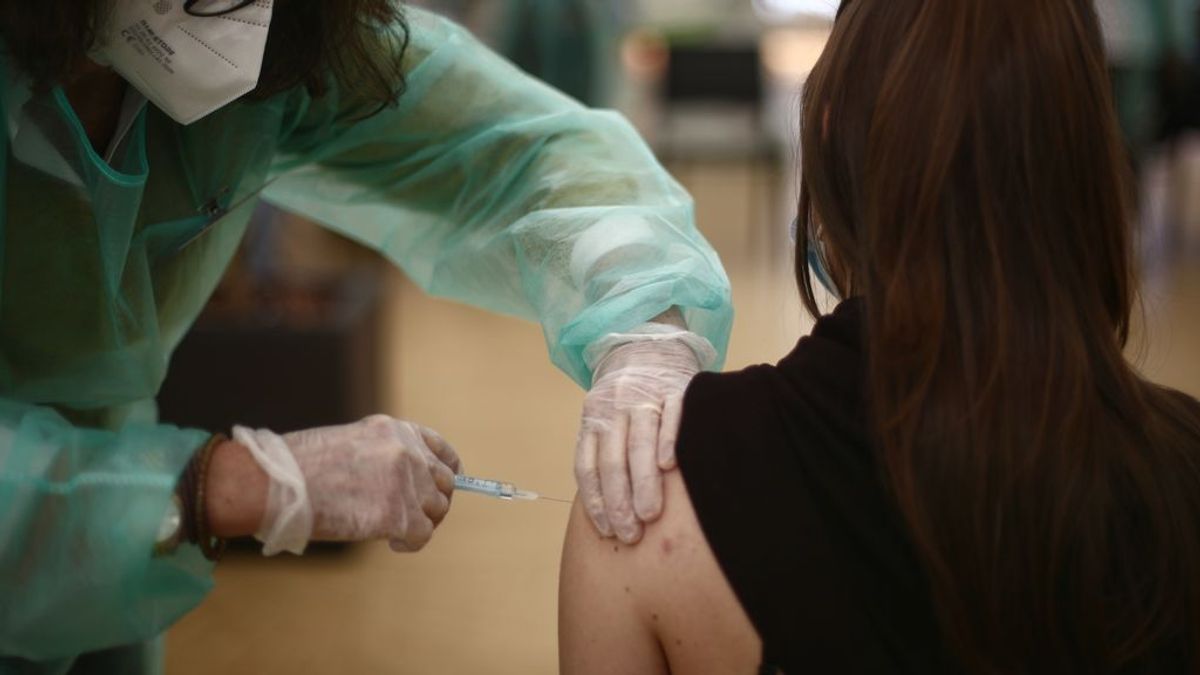 Madrid desperdició vacunas dos días por una falta de las jeringuillas adecuadas