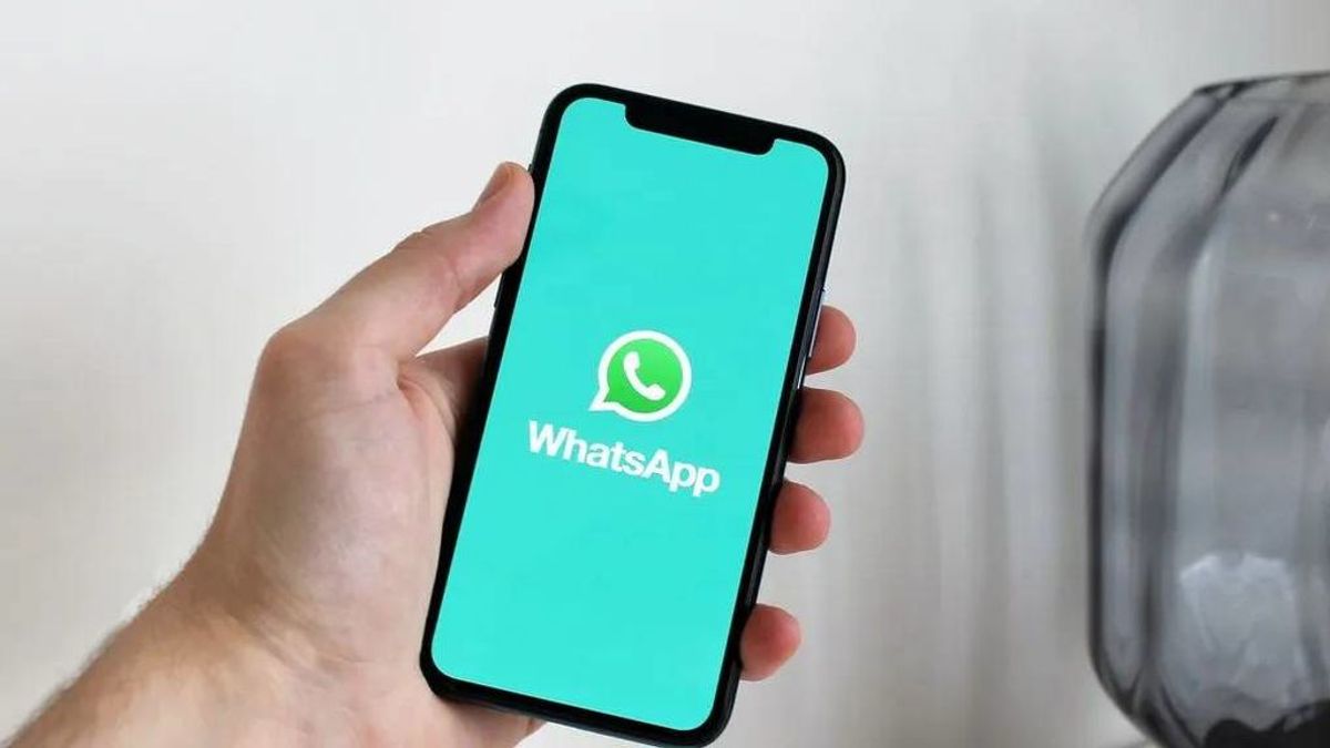 WhatsApp prepara la llegada de las imágenes que se autodestruyen WhatsApp prepara la llegada de las imágenes que se autodestruyen