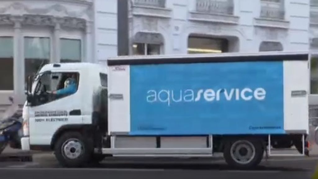 Aquaservice y Mercedes-Benz inauguran la primera ruta de reparto urbano con camión eléctrico en España