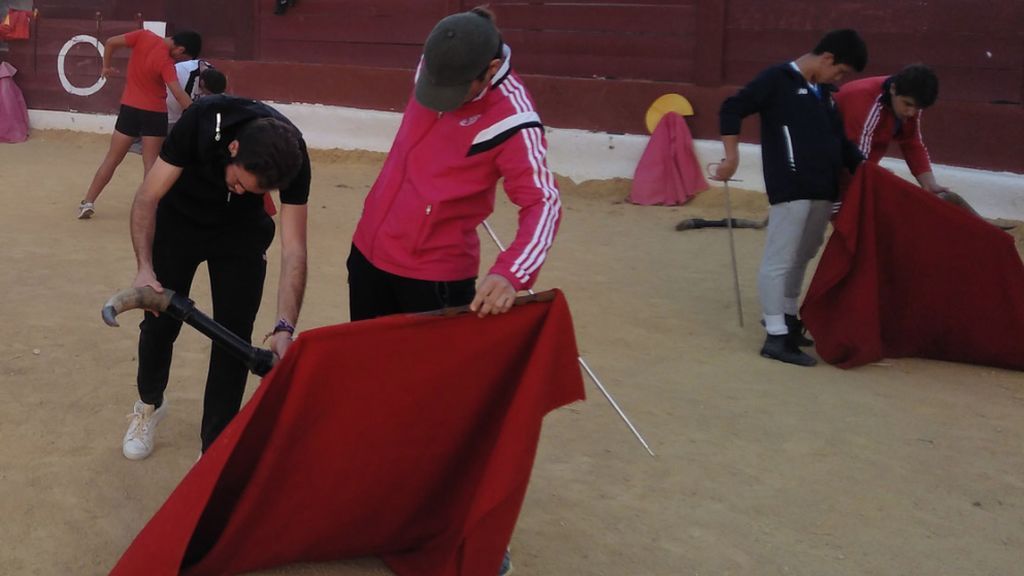 Una clase de la Escuela Taurina de San Fernando