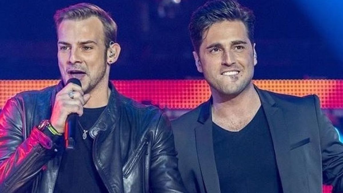 Bustamante, Bisbal, Chenoa y más familia de 'OT' lloran la muerte de Álex Casademunt Bustamante, Bisbal, Chenoa y más familia de 'OT' lloran la muerte de Álex Casademunt