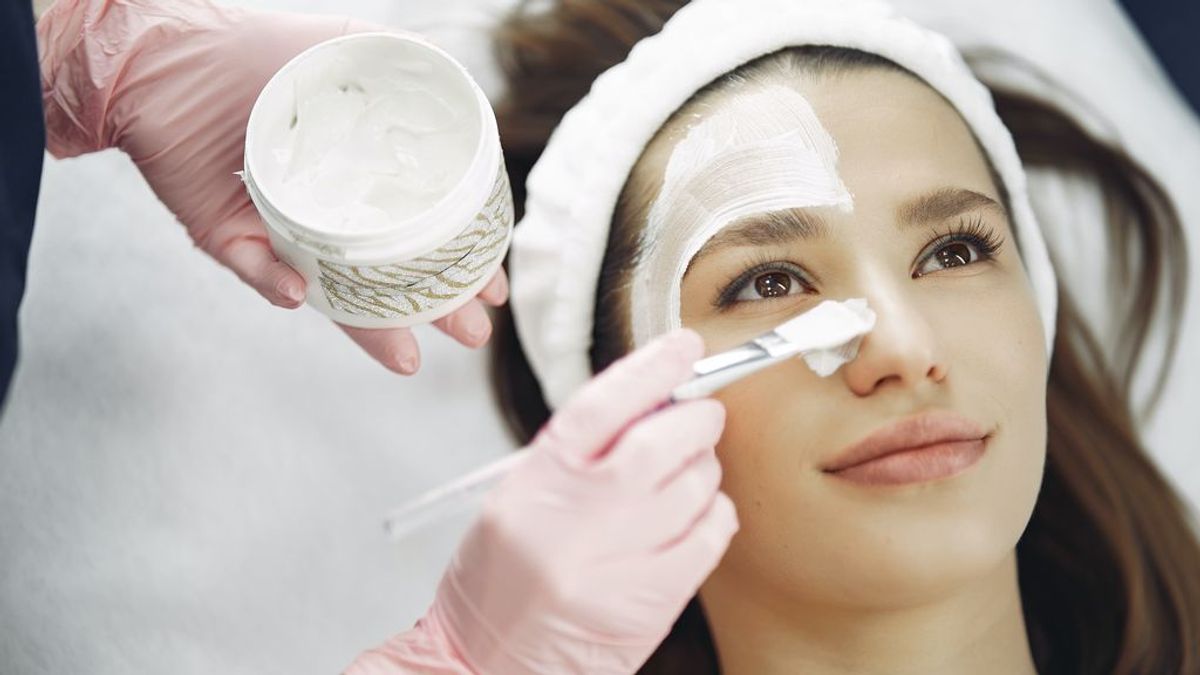 Láser, peeling químico, microblanding… Recupera la piel tras un tratamiento médico-estético con las mejores cremas cicatrizantes y los productos reparadores más recomendados