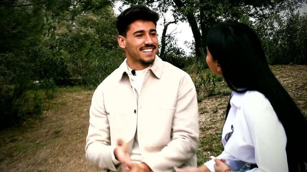 ¡Las nuevas pretendientas llegan pisando fuerte! Este viernes a las 13:20 h., 'Mujeres y hombres' en directo