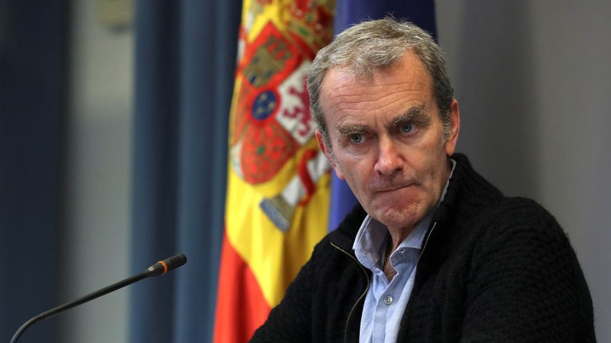 Sanidad estudia por qué en la última ola las estancias en UCI "se están alargando" Sanidad estudia por qué en la última ola las estancias en UCI "se están alargando"