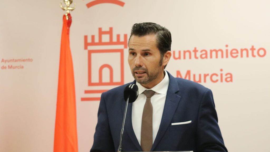 Guerra abierta en el ayuntamiento de Murcia: Ciudadanos y PP se denuncian por corrupción y revelación de secretos Guerra abierta en el ayuntamiento de Murcia: Ciudadanos y PP se denuncian por corrupción y revelación de secretos