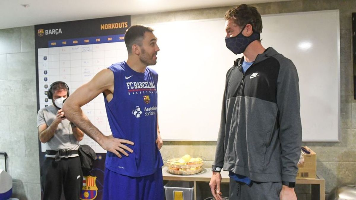 Pau Gasol regresa al Palau: primer contacto con sus nuevos compañeros en el Barça Pau Gasol regresa al Palau: primer contacto con sus nuevos compañeros en el Barça